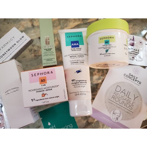 Huge beauty bundle - 5 Full sizes included! - Picture 2 of 7